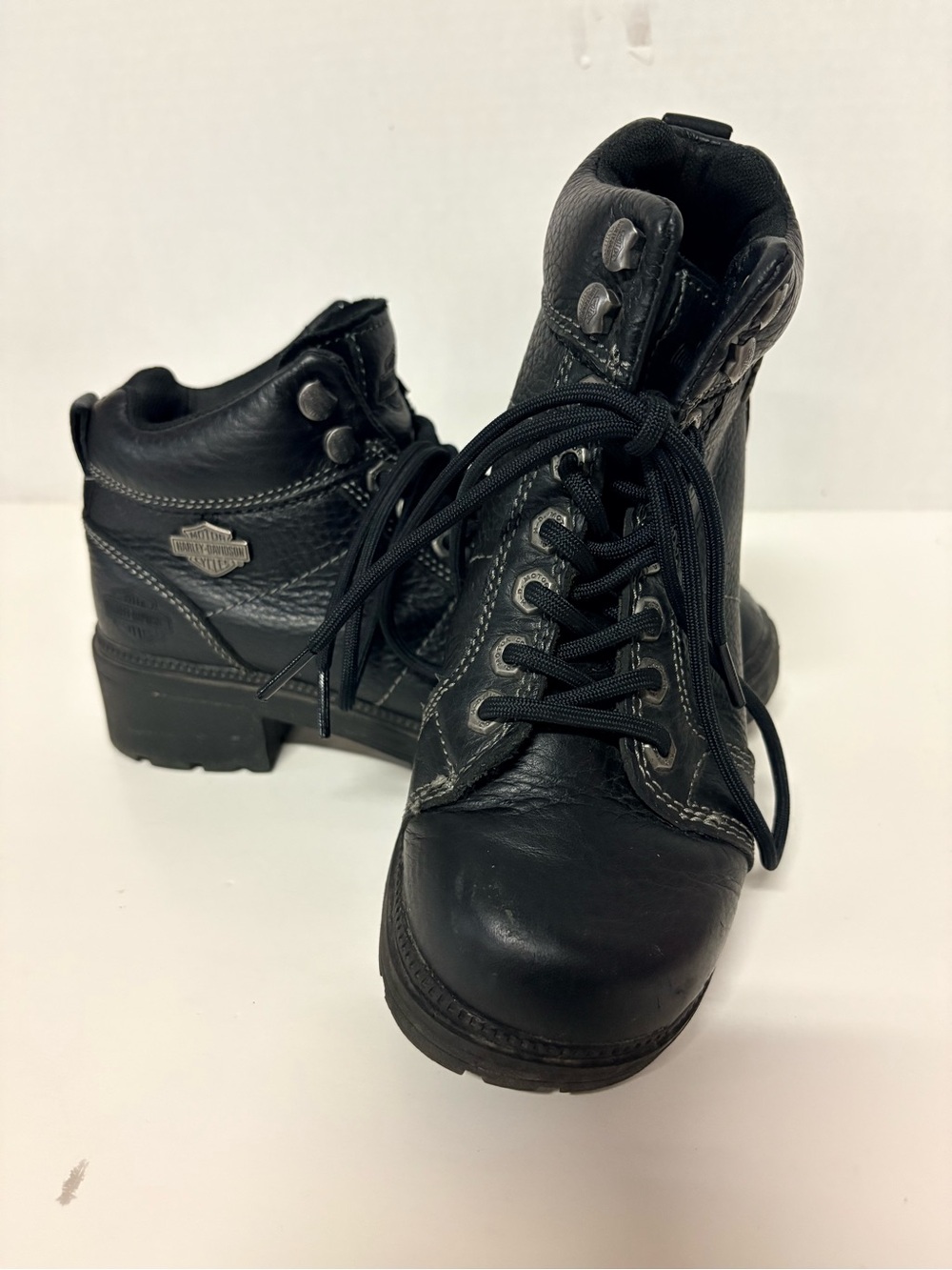 Women’s 6.5 vintage Y2K Harley Davidson boots lace up block heel logo hardware